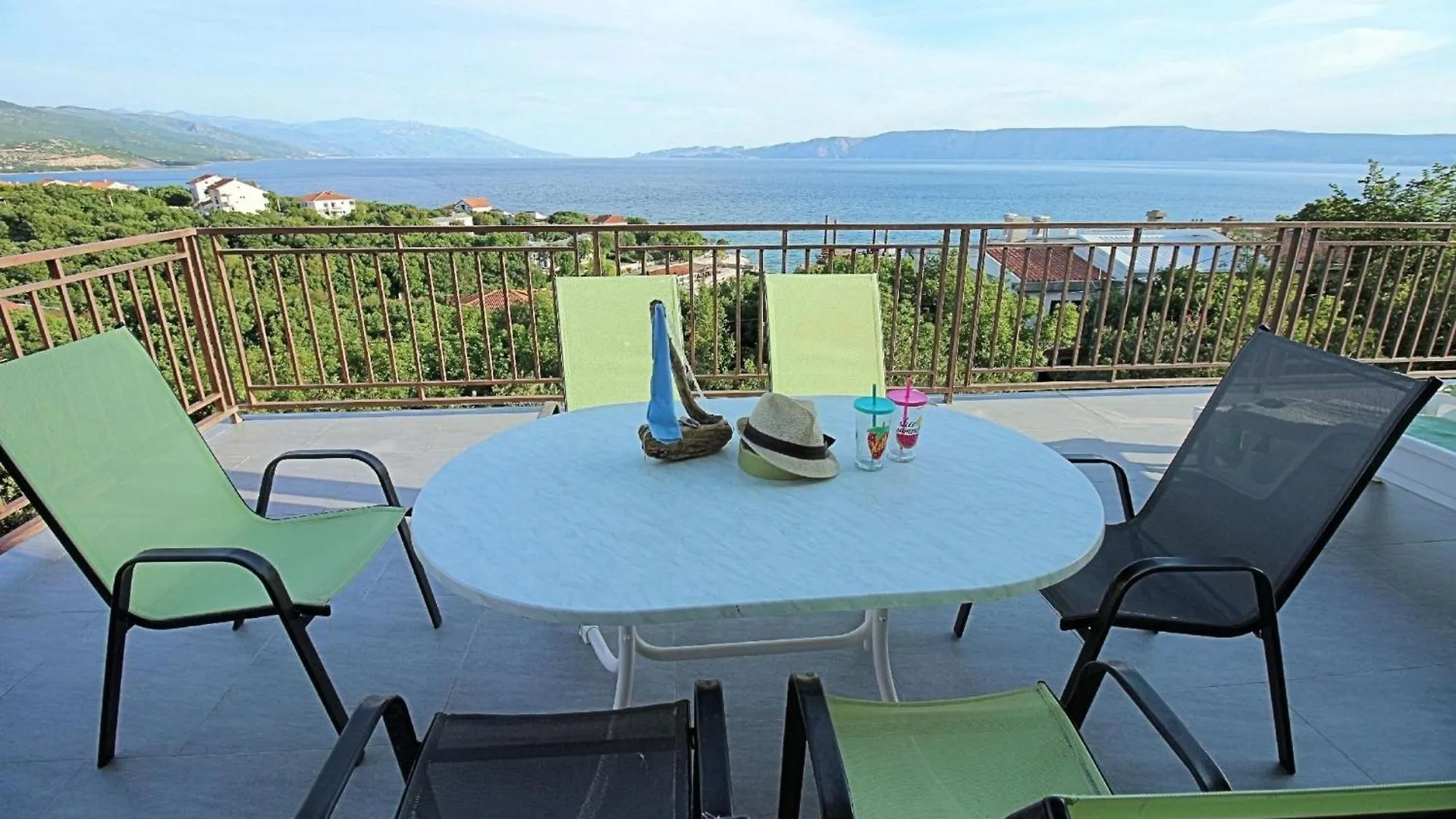 Wunderschoenes Ferienhaus In Povile Mit Garten, Terrasse Und Grill Und Meerblick